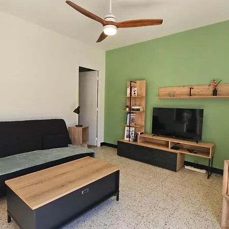With Sea View 2 Minutes From - Apartment *